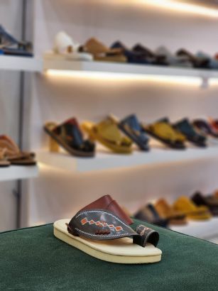 صورة زبيري وطني مطرزمديل م78